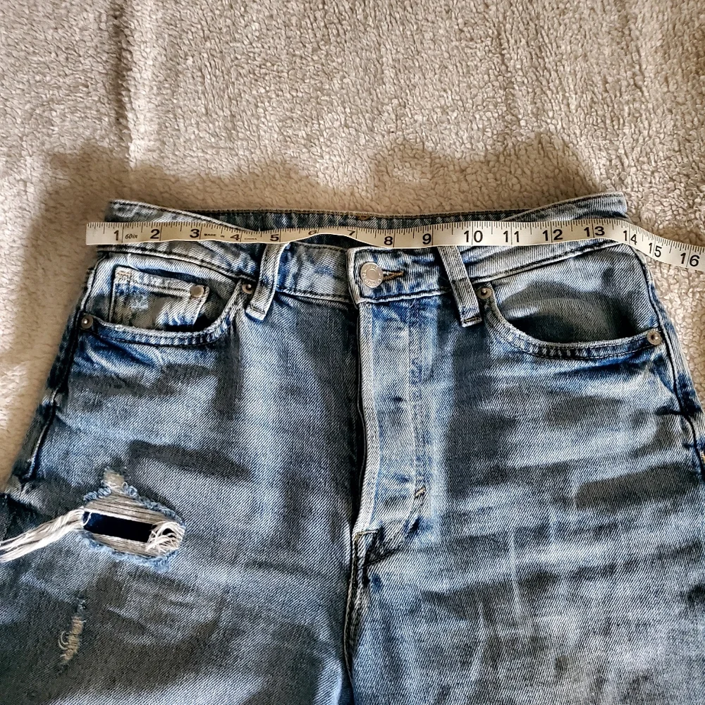 H&M mom jeans